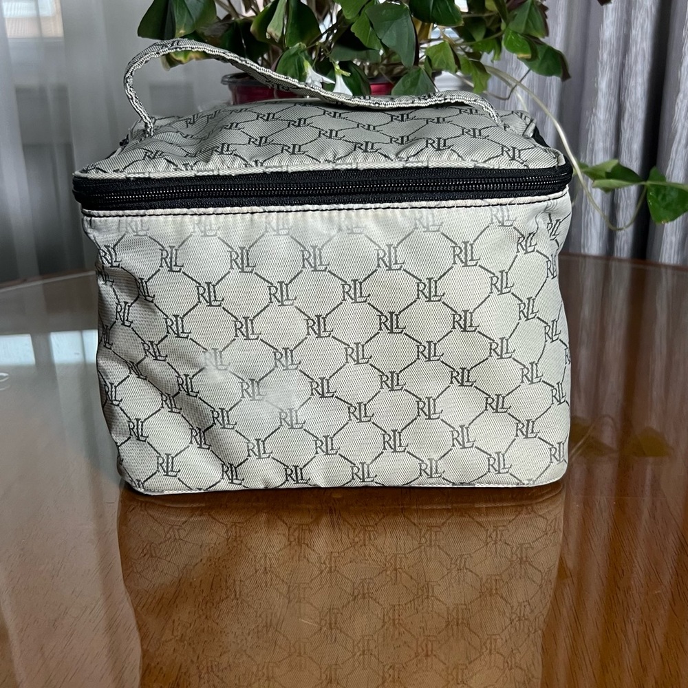 Lauren Ralph Lauren White and Black Cosmetic Bag
